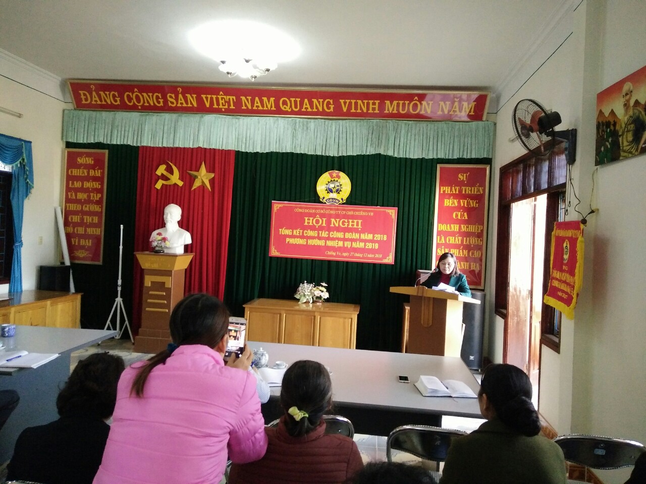 Phát biểu của Chủ tịch CĐCS Lê Thị Huyền